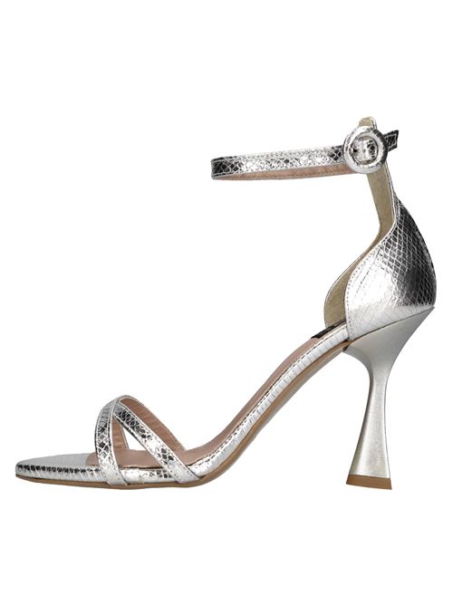 Sandali in ecopelle ISLO | 15BABBI-01 LAM.ARGENTO